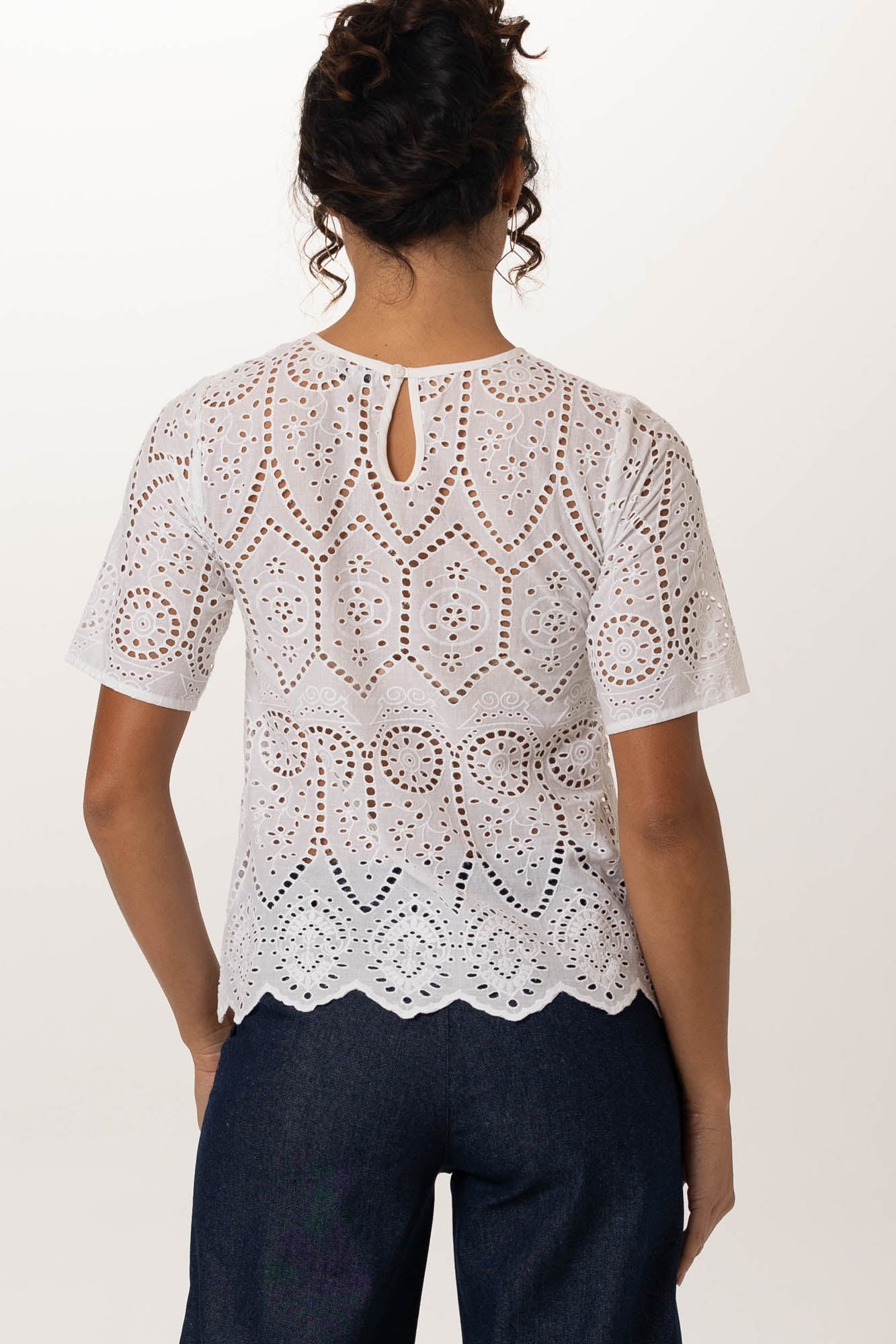 Delilah Top White Embroidery