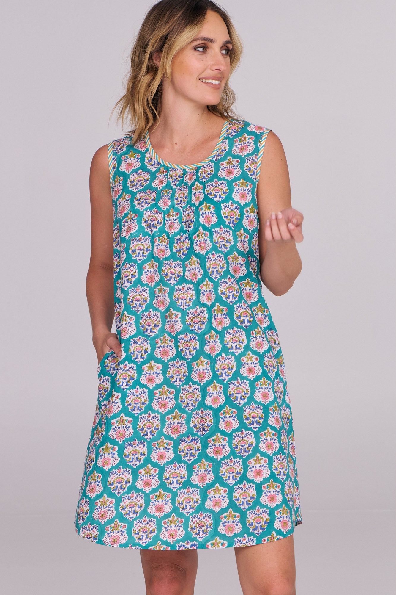 Fisher Nightie Aqua Lily