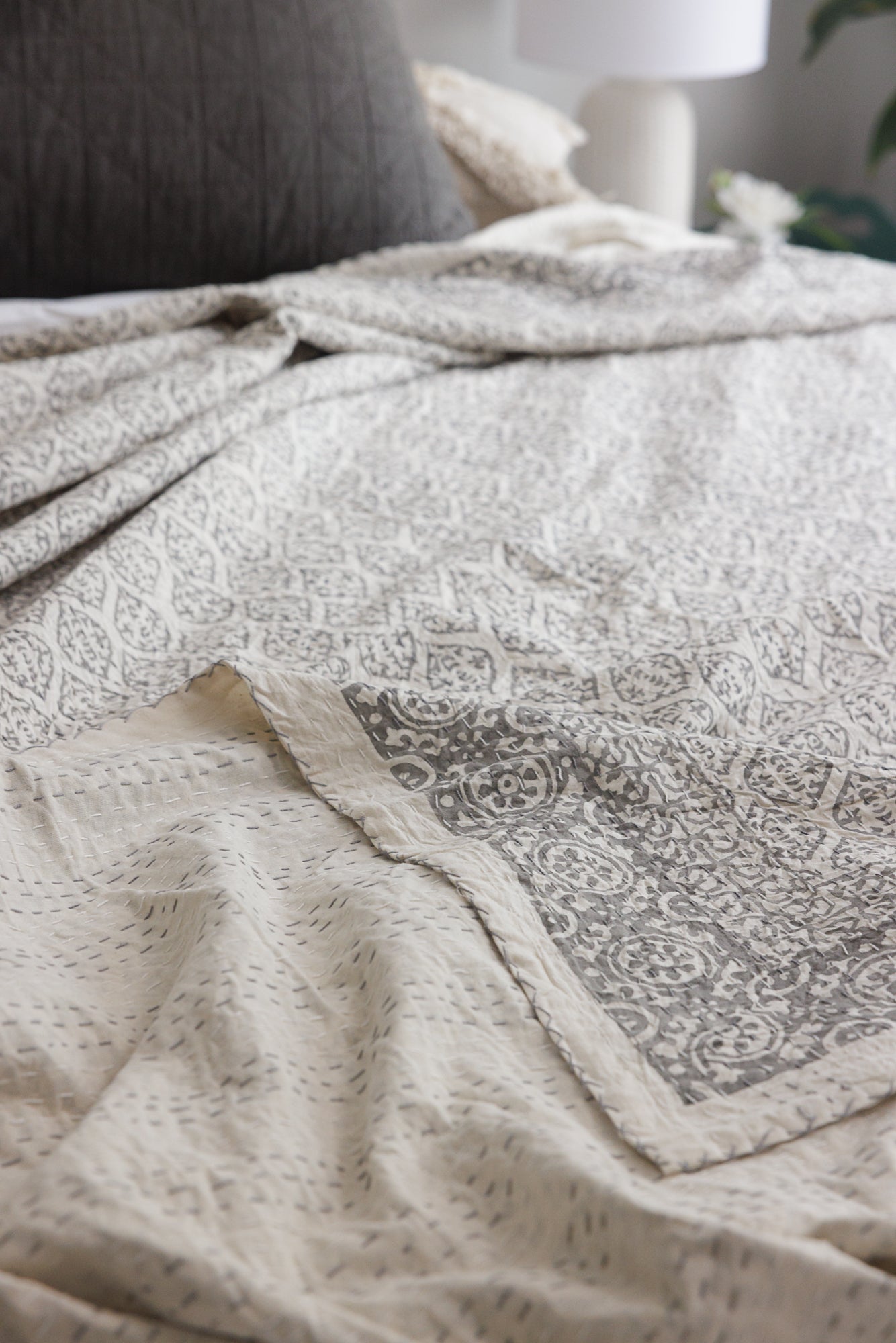 Kantha Quilt Mystic Grey