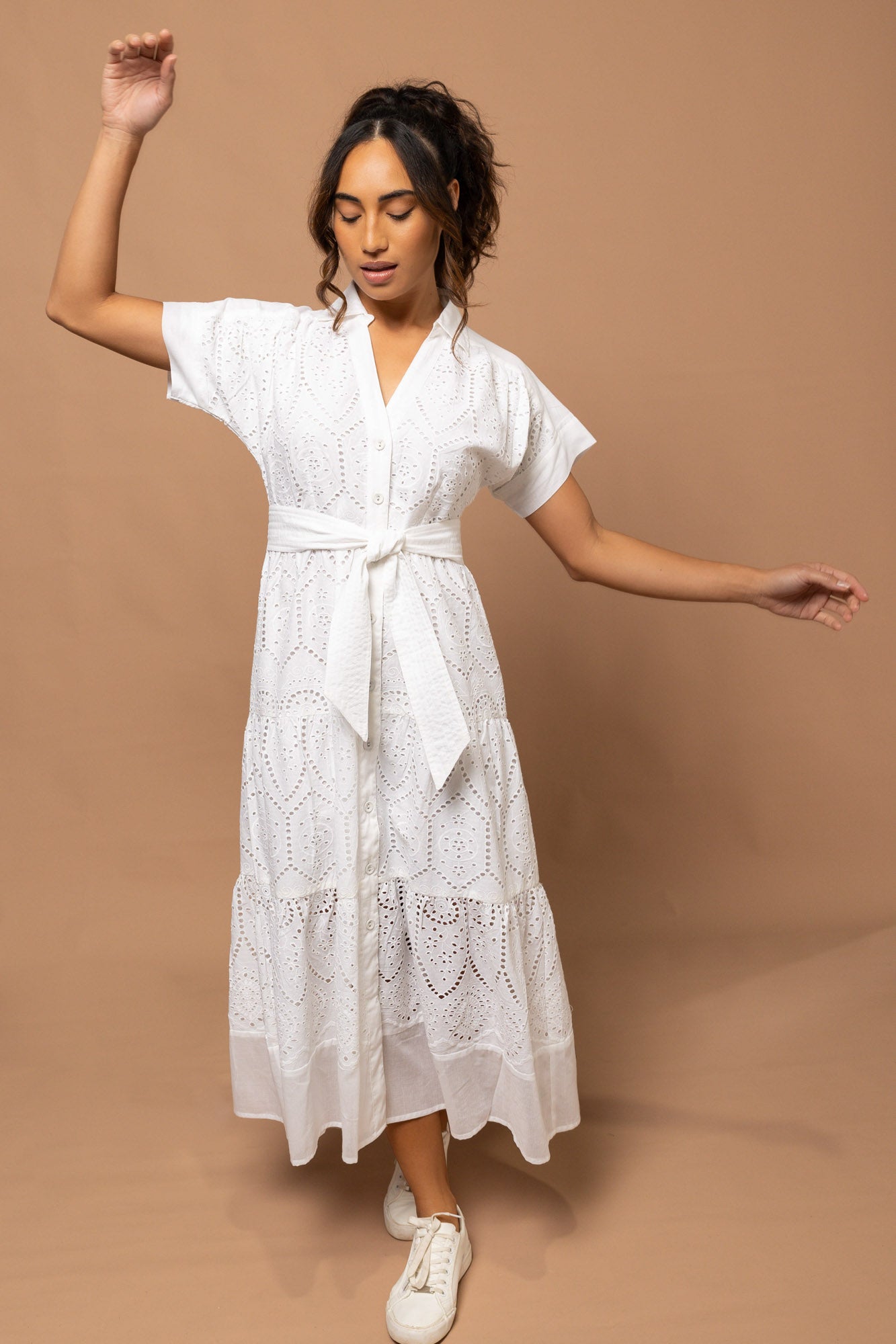 Wren Maxi White Embroidery